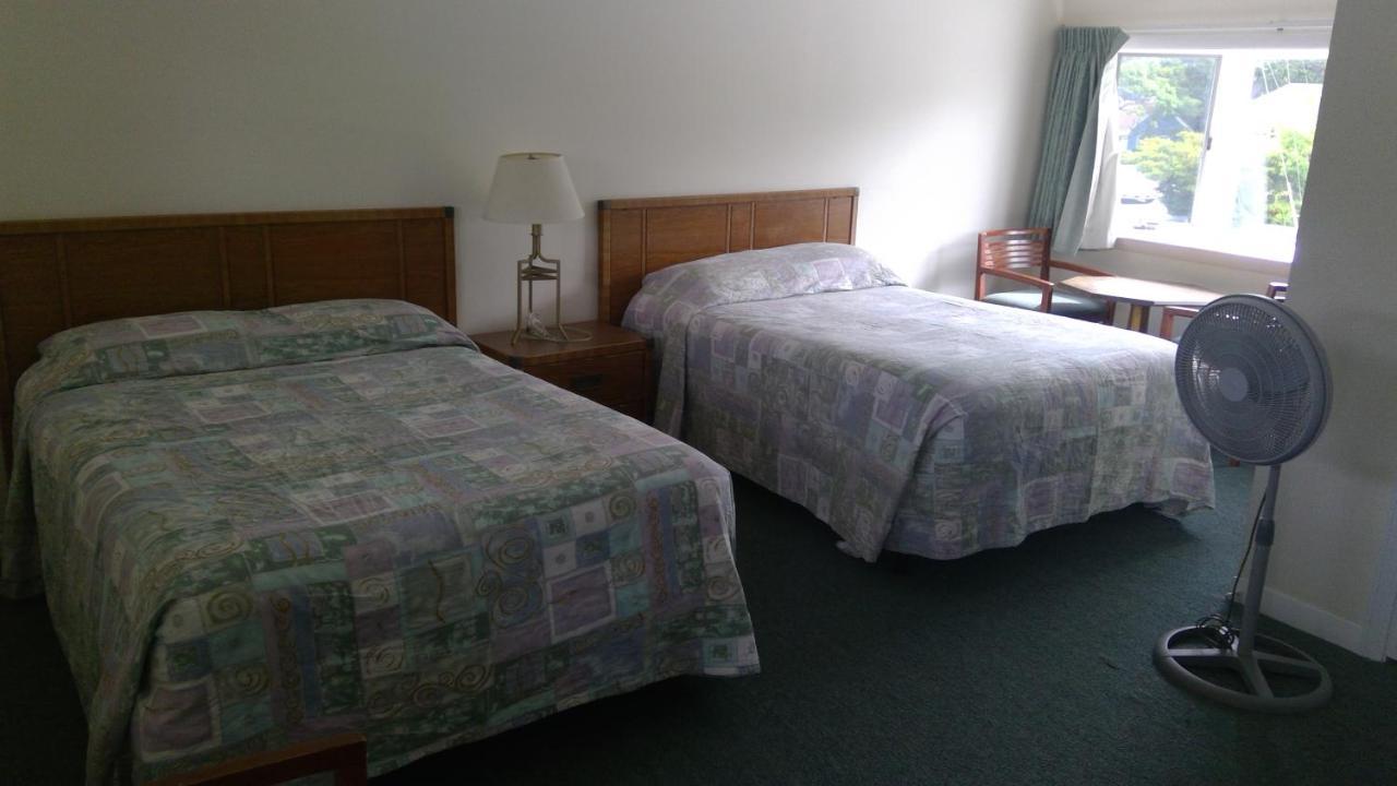 Village Green Motel Ярмут Екстер'єр фото